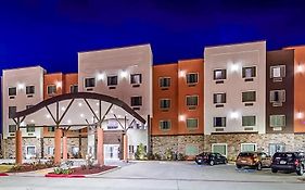 Del-Mar Airport Inn & Suites